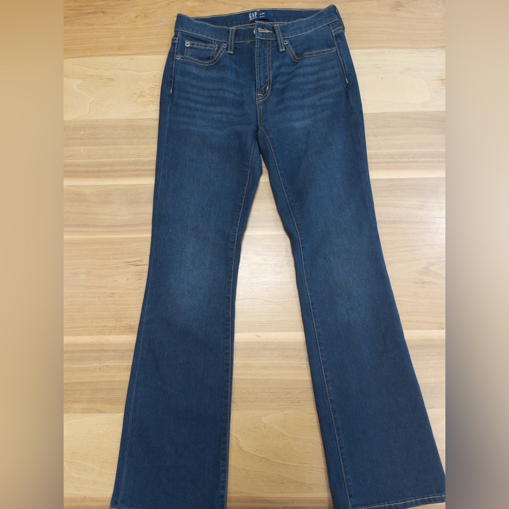Gap Bootcut Jeans – Size 0
